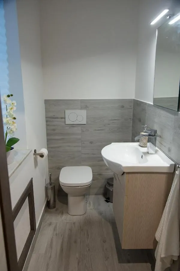 Up&B Rooms Catania Маскалуча Отель типа 